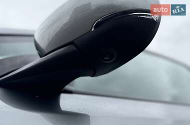 Хэтчбек Nissan Leaf 2020 в 