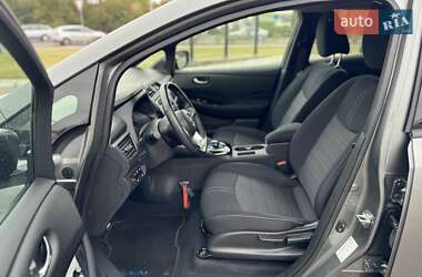 Хэтчбек Nissan Leaf 2020 в 