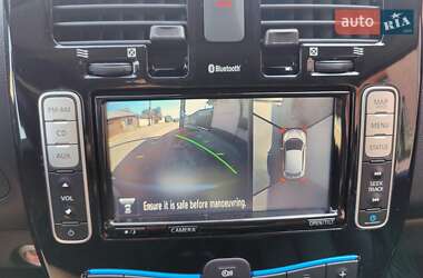 Хэтчбек Nissan Leaf 2014 в 