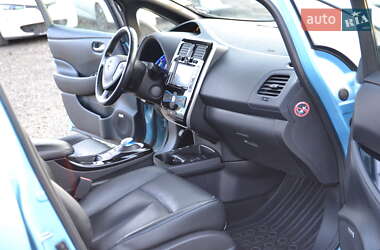 Хэтчбек Nissan Leaf 2014 в 