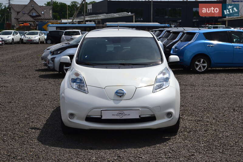 Хетчбек Nissan Leaf 2014 в Луцьку