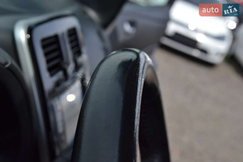 Хетчбек Nissan Leaf 2014 в Луцьку