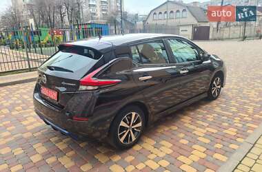 Хэтчбек Nissan Leaf 2018 в 