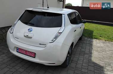 Хетчбек Nissan Leaf 2017 в 