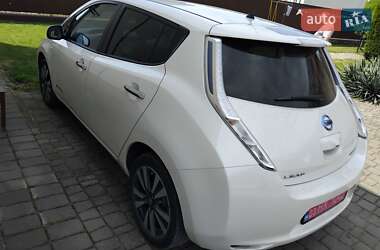 Хетчбек Nissan Leaf 2017 в 