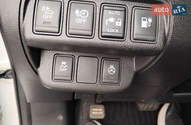Хетчбек Nissan Leaf 2017 в 
