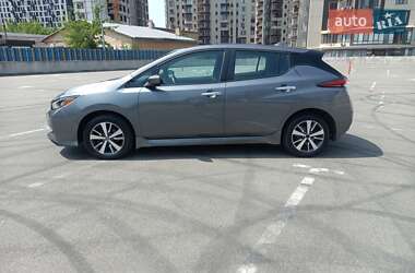 Хэтчбек Nissan Leaf 2020 в Киеве