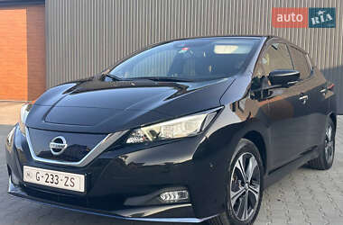 Хэтчбек Nissan Leaf 2020 в 