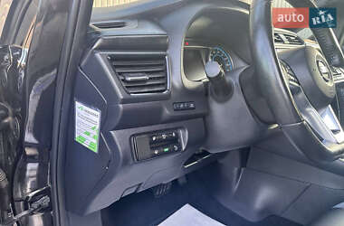 Хэтчбек Nissan Leaf 2020 в 