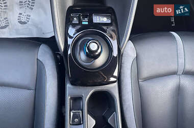 Хэтчбек Nissan Leaf 2020 в 