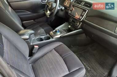 Хэтчбек Nissan Leaf 2020 в Киеве