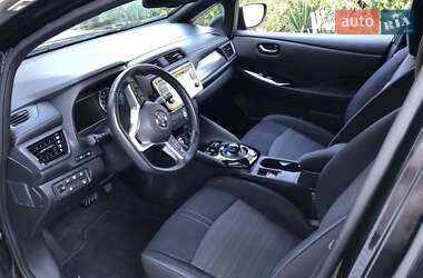 Хэтчбек Nissan Leaf 2018 в 