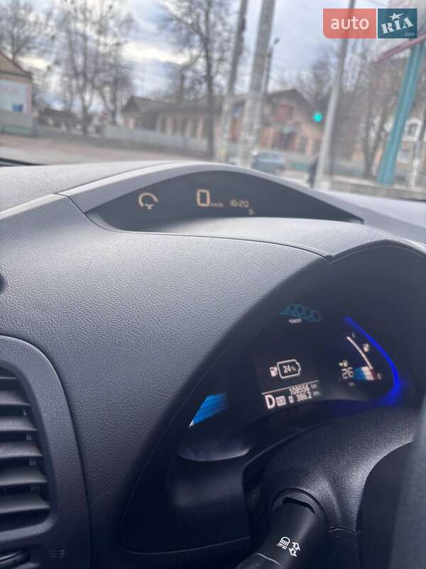 Хэтчбек Nissan Leaf 2013 в Житомире