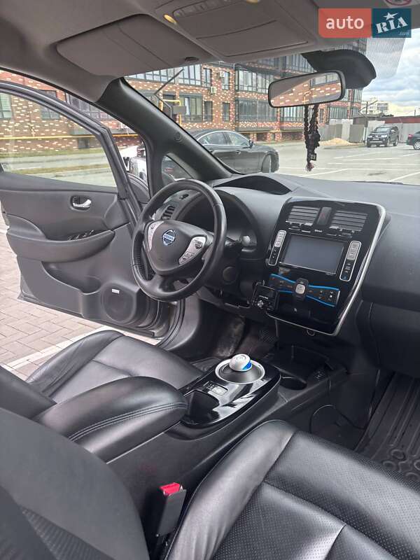 Хэтчбек Nissan Leaf 2013 в Житомире