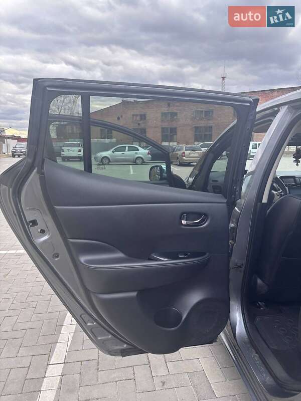 Хэтчбек Nissan Leaf 2013 в Житомире