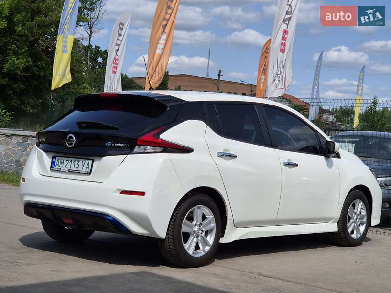 Хетчбек Nissan Leaf 2022 в Бердичеві