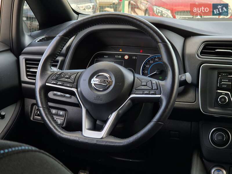 Хетчбек Nissan Leaf 2022 в Бердичеві