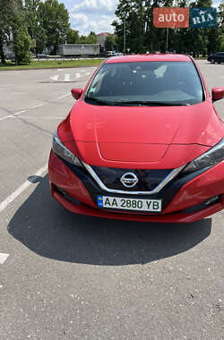 Хетчбек Nissan Leaf 2019 в Києві