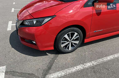 Хетчбек Nissan Leaf 2019 в Києві