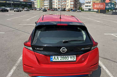 Хетчбек Nissan Leaf 2019 в Києві