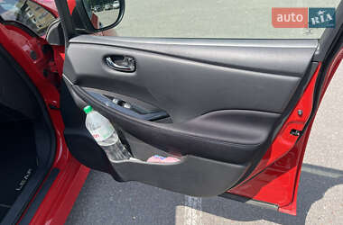 Хетчбек Nissan Leaf 2019 в Києві