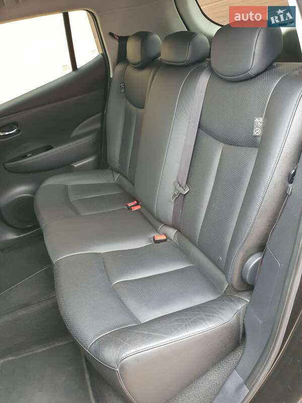 Хетчбек Nissan Leaf 2013 в Горі