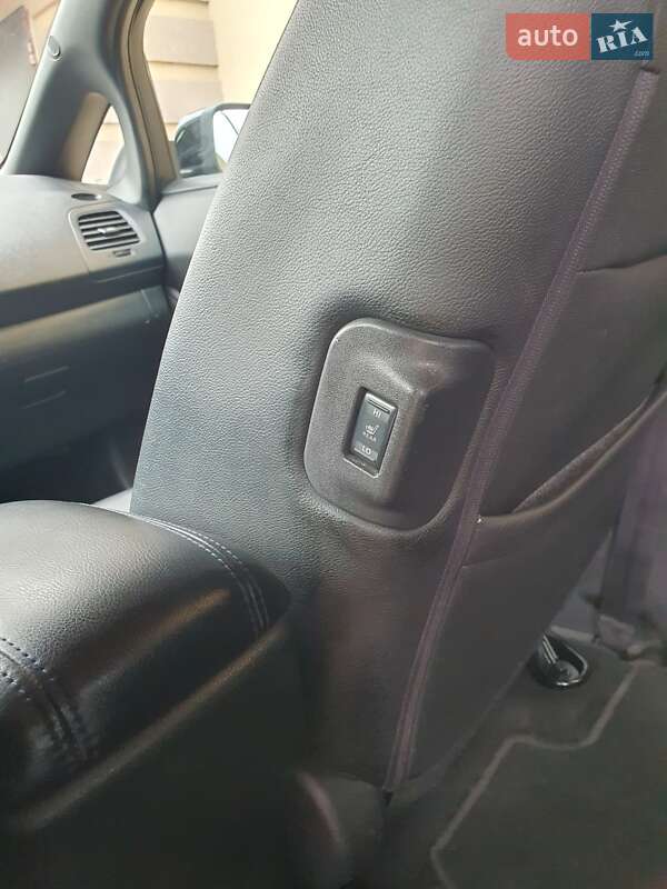 Хетчбек Nissan Leaf 2013 в Горі