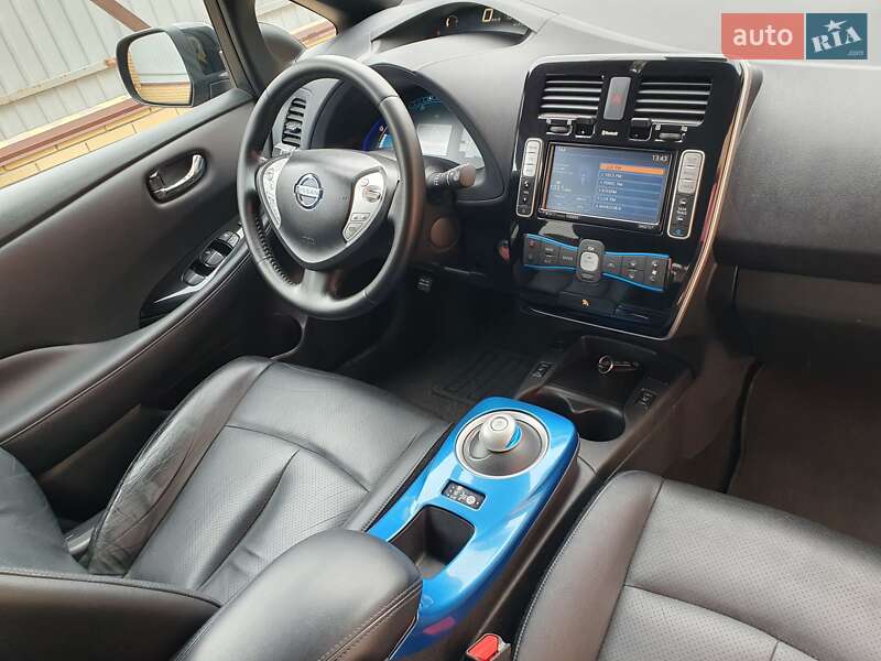 Хетчбек Nissan Leaf 2013 в Горі