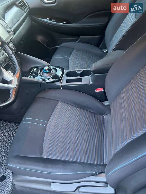 Хэтчбек Nissan Leaf 2018 в Тячеве фото 21 Хэтчбек Nissan Leaf 2018 в Тячеве