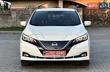 Хэтчбек Nissan Leaf 2020 в 