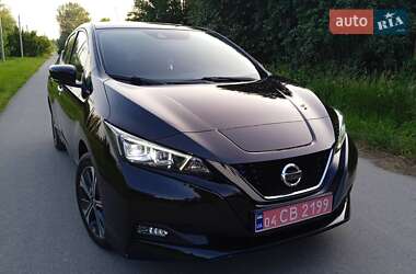Хэтчбек Nissan Leaf 2019 в Черновцах