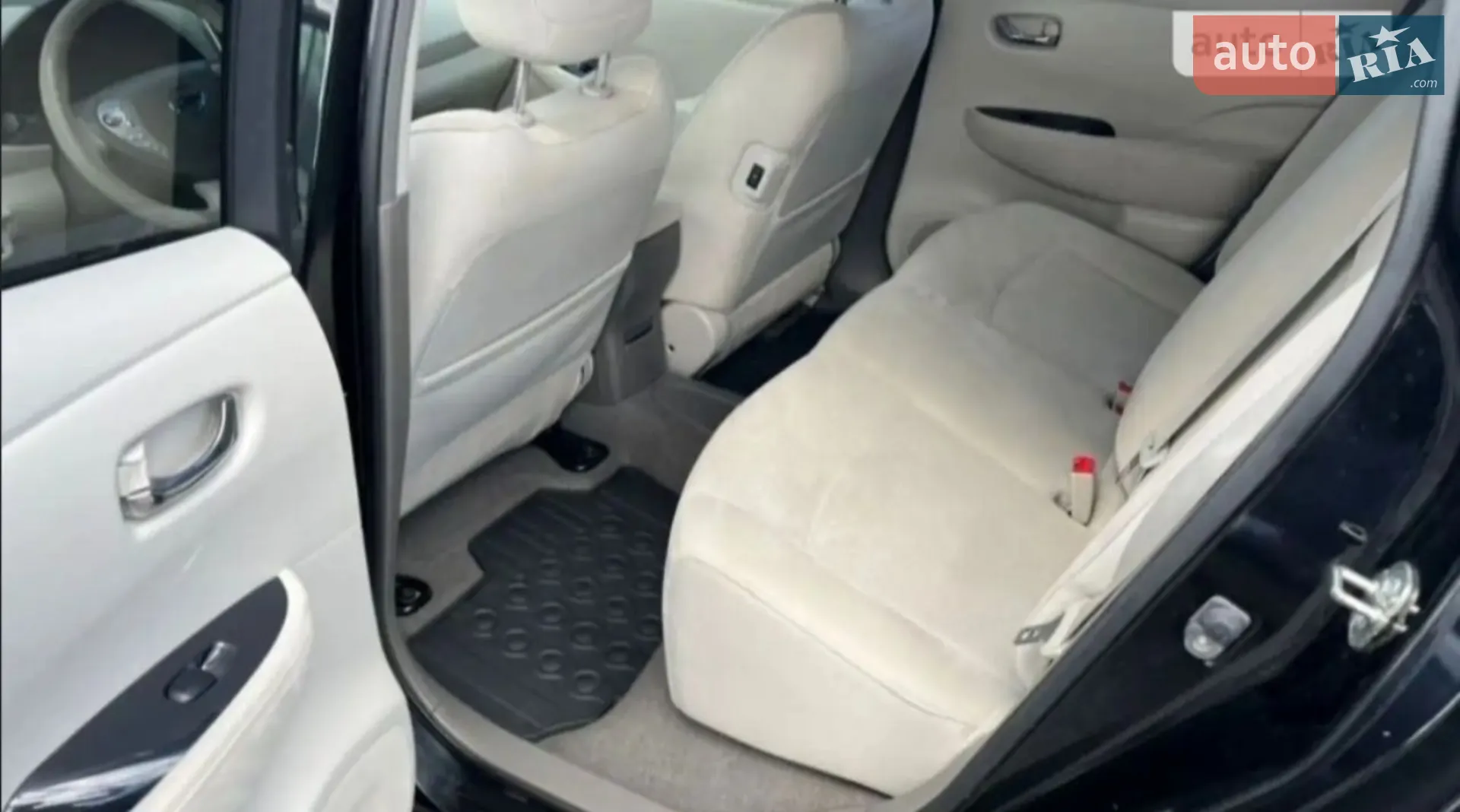 2011 Nissan Leaf - мініатюра 7