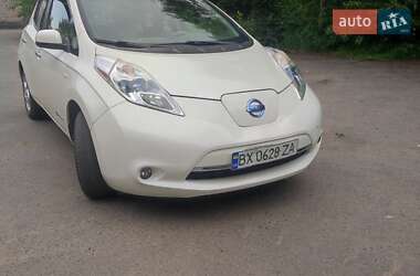 Хэтчбек Nissan Leaf 2012 в Хмельницком