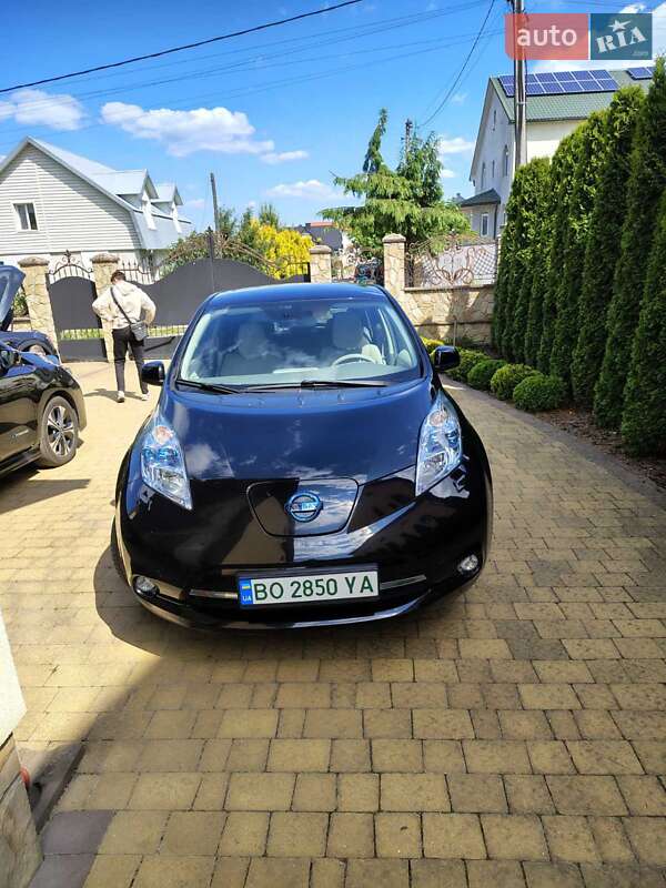 Nissan Leaf 2012