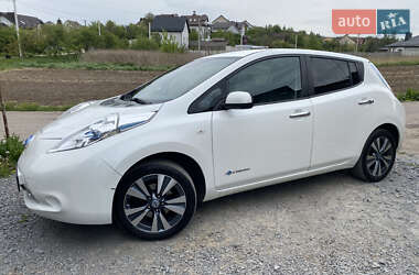 Хэтчбек Nissan Leaf 2013 в Ровно