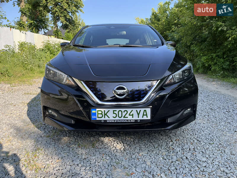 Хэтчбек Nissan Leaf 2018 в Ровно