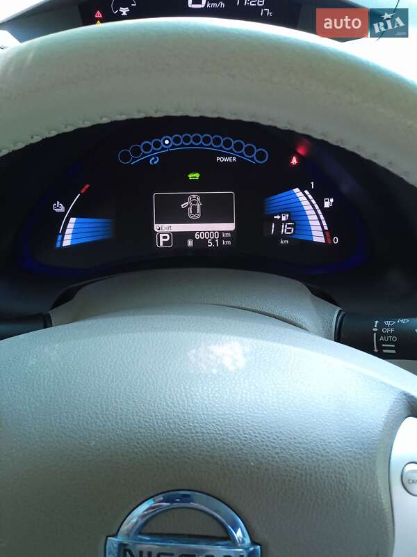 Хэтчбек Nissan Leaf 2012 в Виннице