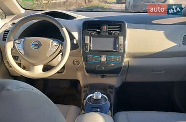 Хэтчбек Nissan Leaf 2012 в Запорожье