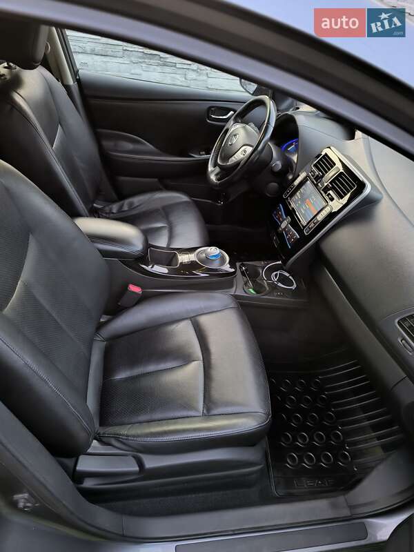 Хэтчбек Nissan Leaf 2013 в Житомире фото 14 Хэтчбек Nissan Leaf 2013 в Житомире