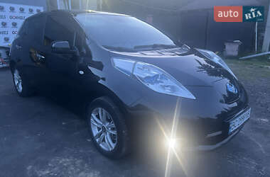 Хэтчбек Nissan Leaf 2013 в Львове
