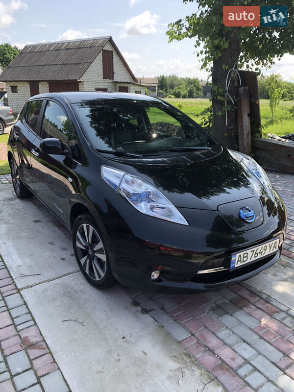 Хетчбек Nissan Leaf 2017 в Житомирі