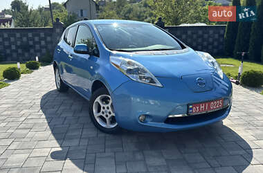 Хэтчбек Nissan Leaf 2012 в Ровно