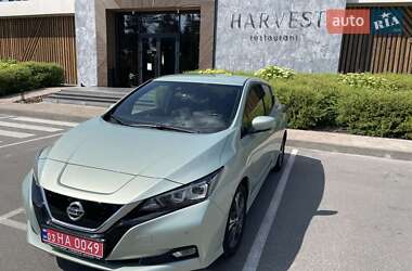 Хэтчбек Nissan Leaf 2018 в Киеве