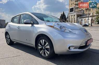 Хетчбек Nissan Leaf 2015 в Харкові