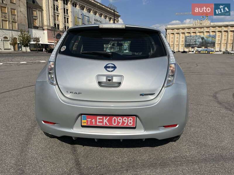 Хэтчбек Nissan Leaf 2015 в Харькове