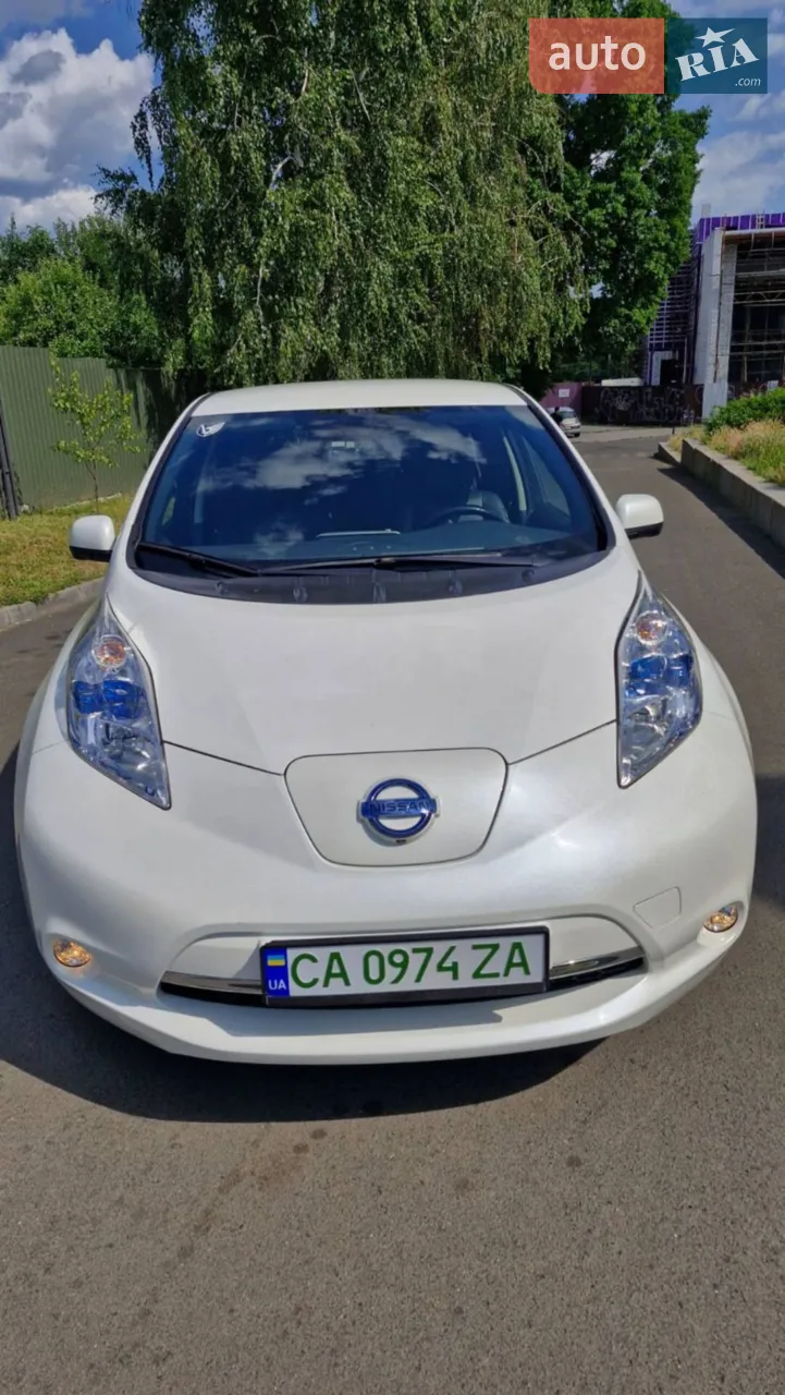 2016 Nissan Leaf - мініатюра 16