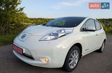 Хетчбек Nissan Leaf 2016 в Дрогобичі