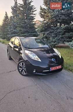 Хэтчбек Nissan Leaf 2013 в Запорожье