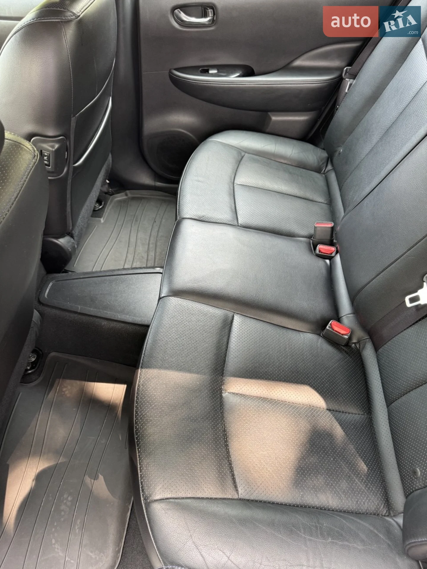 2013 Nissan Leaf - мініатюра 10