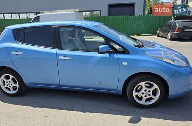 Хэтчбек Nissan Leaf 2012 в Калуше